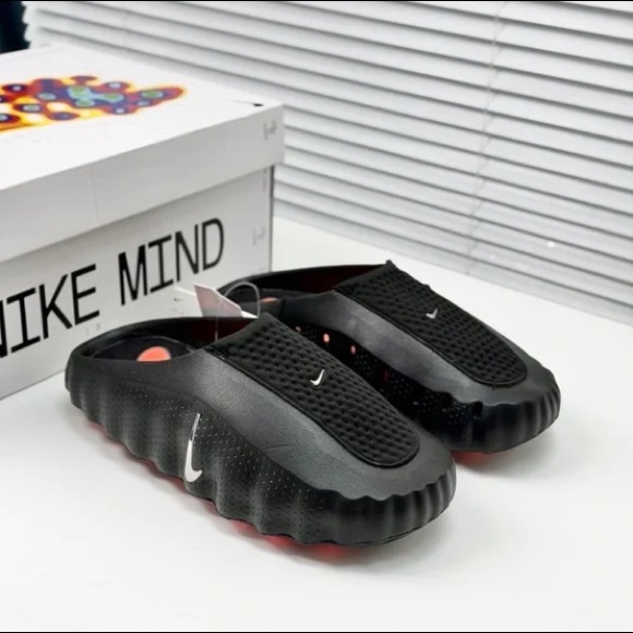 Nike Mind 001 Slide Sandals